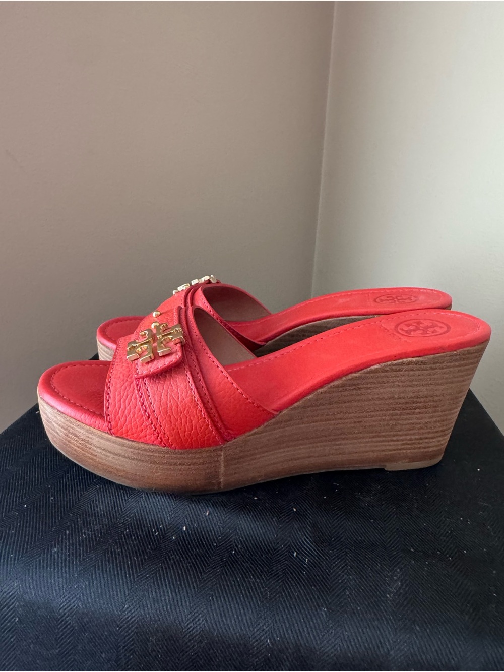 Tory Burch Red Leather Slide Mules with Gold Logo - Picture 2 of 5